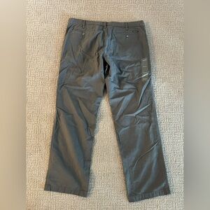 Eddie Bauer men’s pants - 38x32 chino new with tags